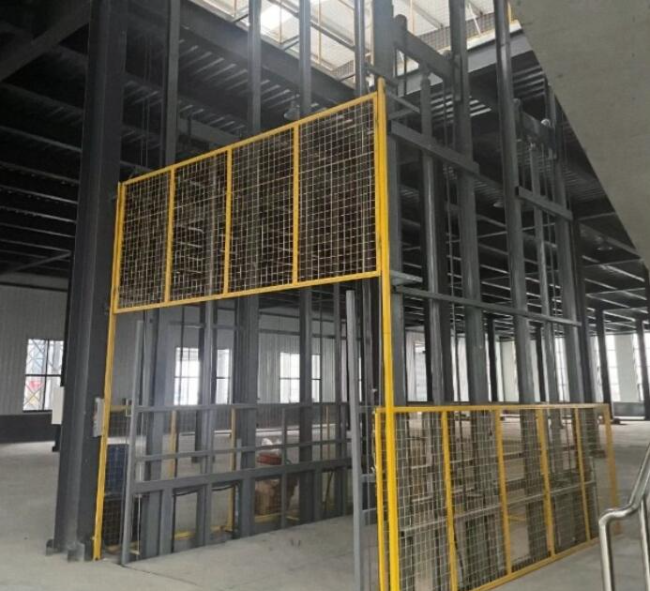 乌苏请详细介绍一下货梯安装在室外的维护方法